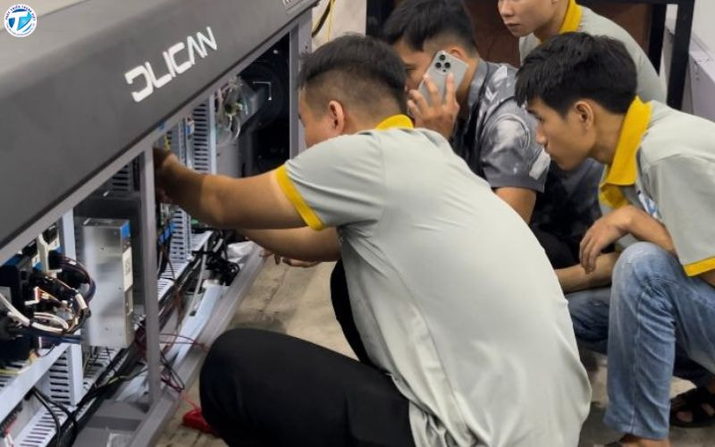 Liên hệ Phát Triển Trung Việt để mua nước dưỡng đầu phun